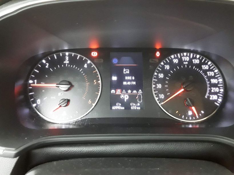RENAULT MEGANE IV BERLINE 2022 - Photo n°11