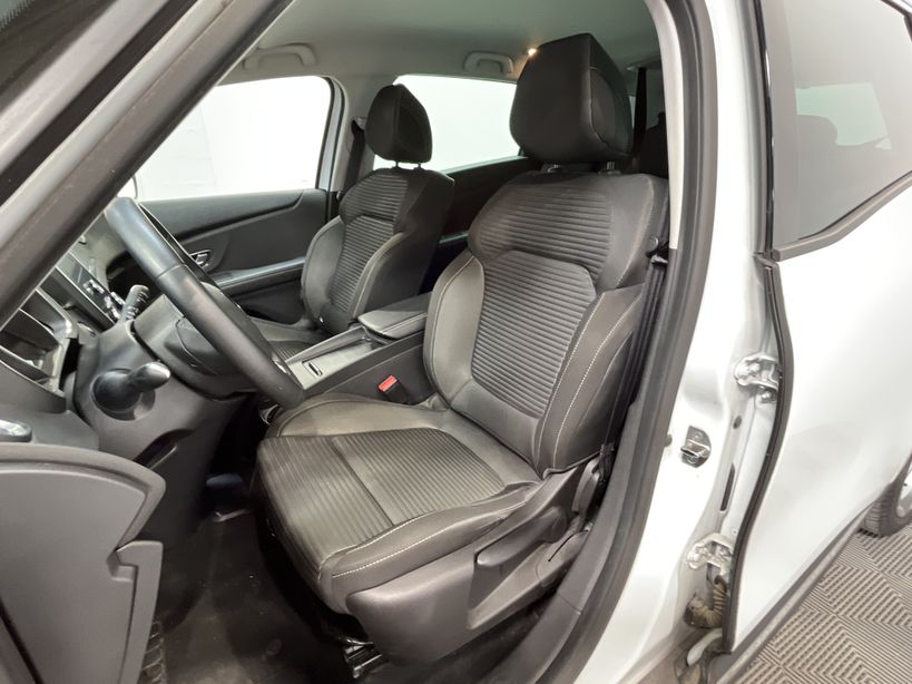 RENAULT GRAND SCENIC IV BUSINESS 2020 - Photo n°11