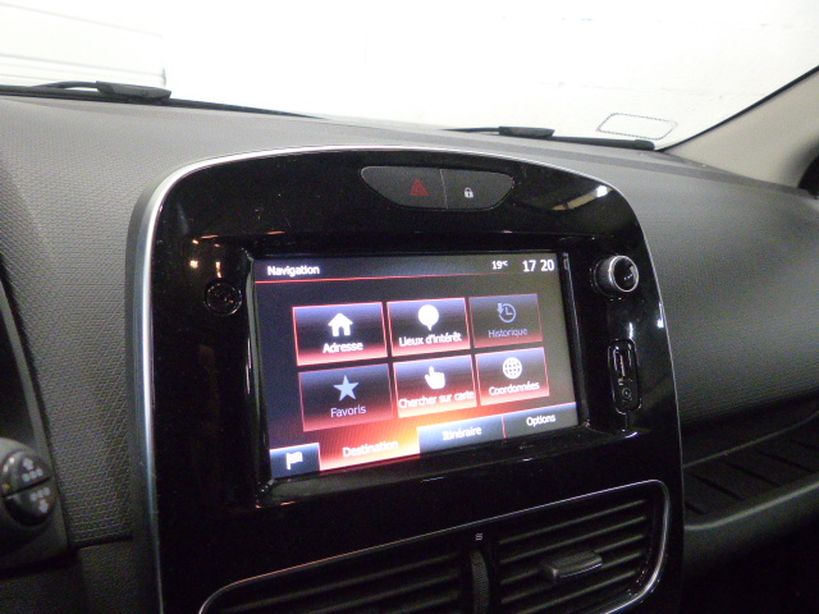 RENAULT CLIO IV 2020 - Photo n°20