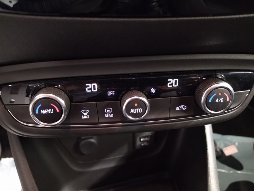 OPEL CROSSLAND X 2019 - Photo n°14