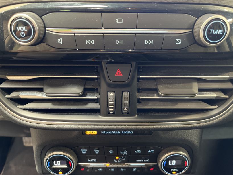FORD KUGA 2020 - Photo n°17
