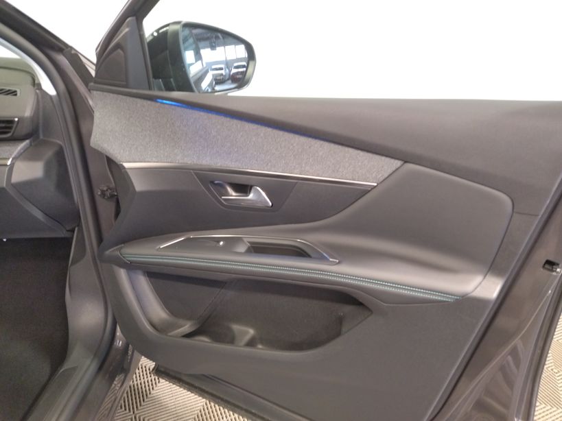 PEUGEOT 3008 2022 - Photo n°7