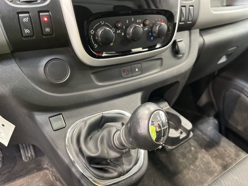 RENAULT TRAFIC FOURGON 2019 - Photo n°17
