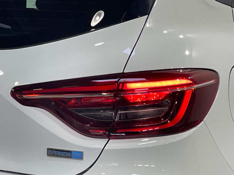 RENAULT CLIO V 2021 - Photo n°8