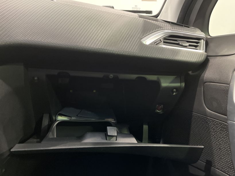 PEUGEOT 2008 2018 - Photo n°22