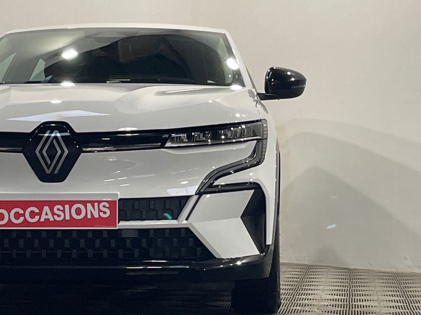 RENAULT MEGANE E TECH 2022 - Photo n°7