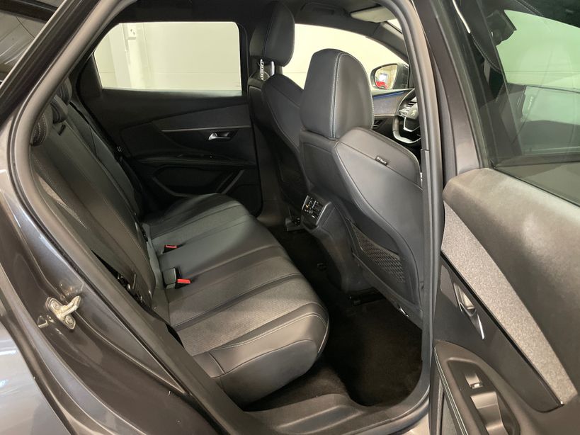 PEUGEOT 3008 2023 - Photo n°8