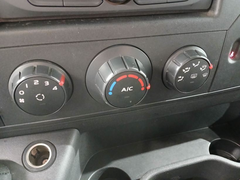 RENAULT MASTER FOURGON 2018 - Photo n°18