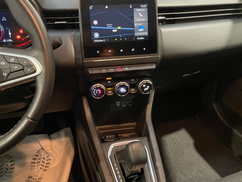 RENAULT CLIO V 2021 - Photo n°15