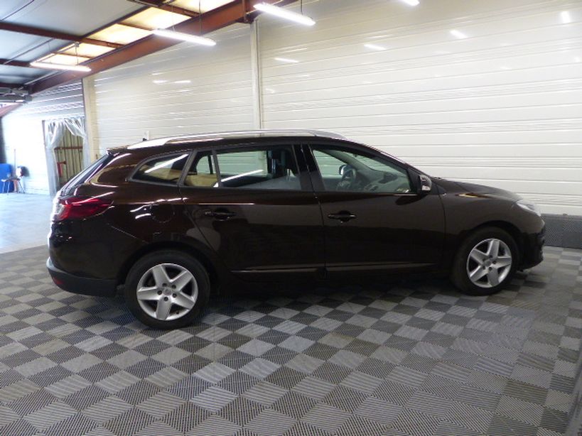 RENAULT MEGANE III ESTATE BUSINESS 2015 - Photo n°13