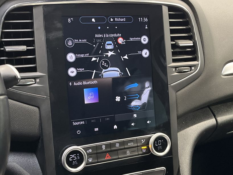 RENAULT MEGANE IV ESTATE 2021 - Photo n°15