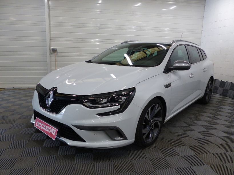 RENAULT MEGANE IV ESTATE 2017 - Photo n°1