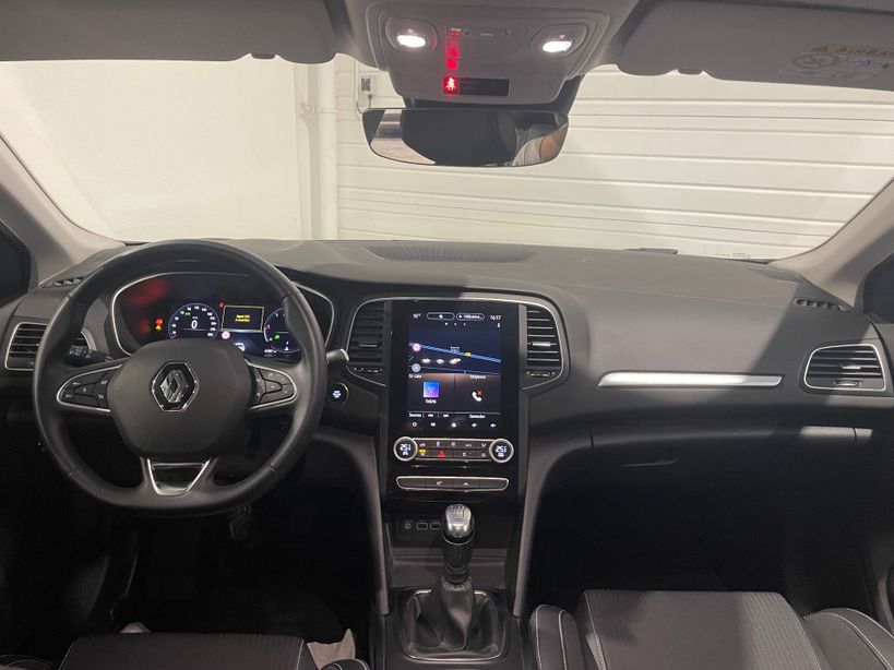 RENAULT MEGANE IV BERLINE 2022 - Photo n°13