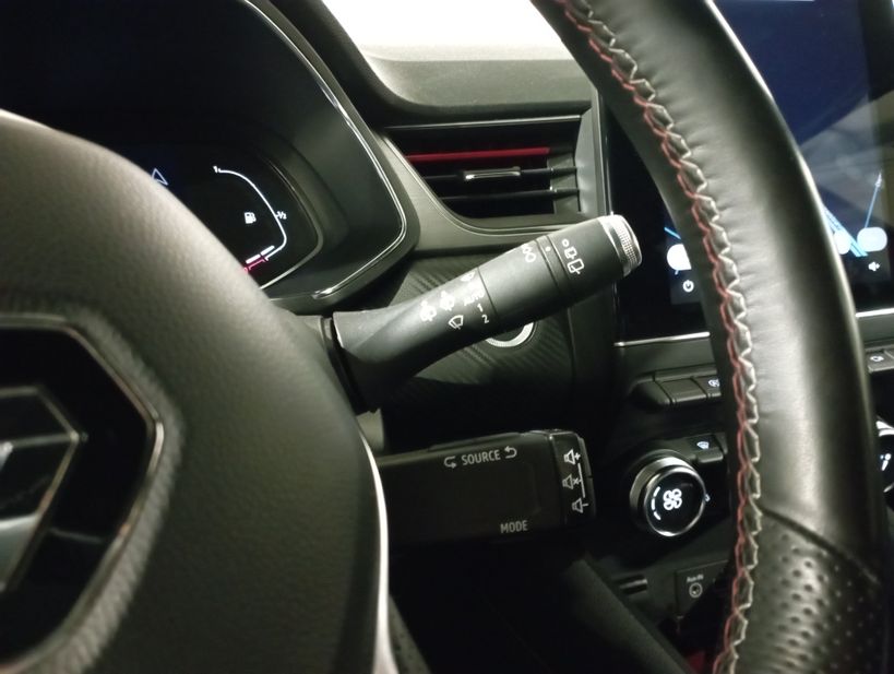 RENAULT CAPTUR 2021 - Photo n°32