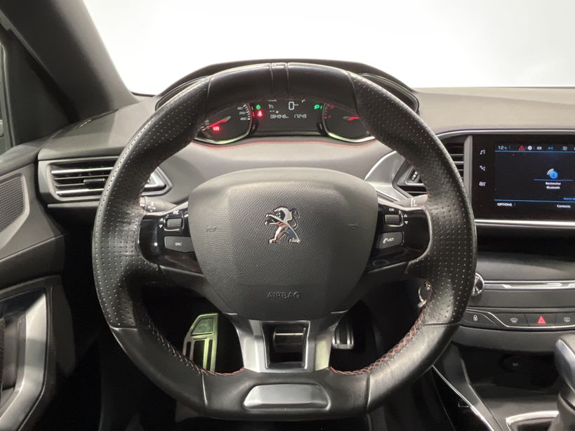 PEUGEOT 308 2018 - Photo n°11