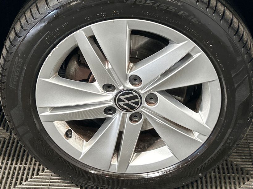 VOLKSWAGEN GOLF 2022 - Photo n°10
