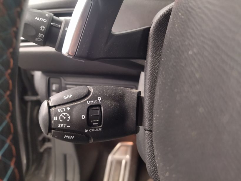 PEUGEOT 308 2020 - Photo n°24