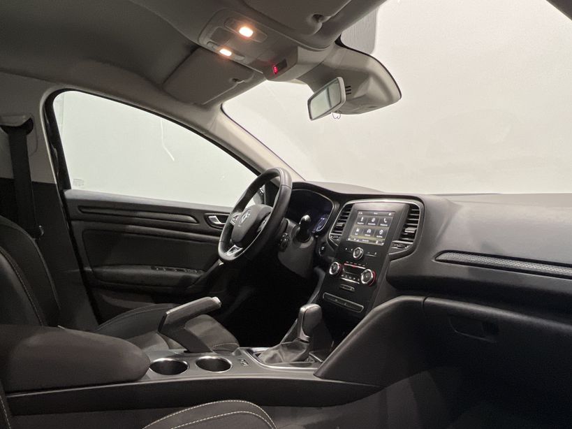 RENAULT MEGANE IV BERLINE BUSINESS 2020 - Photo n°19