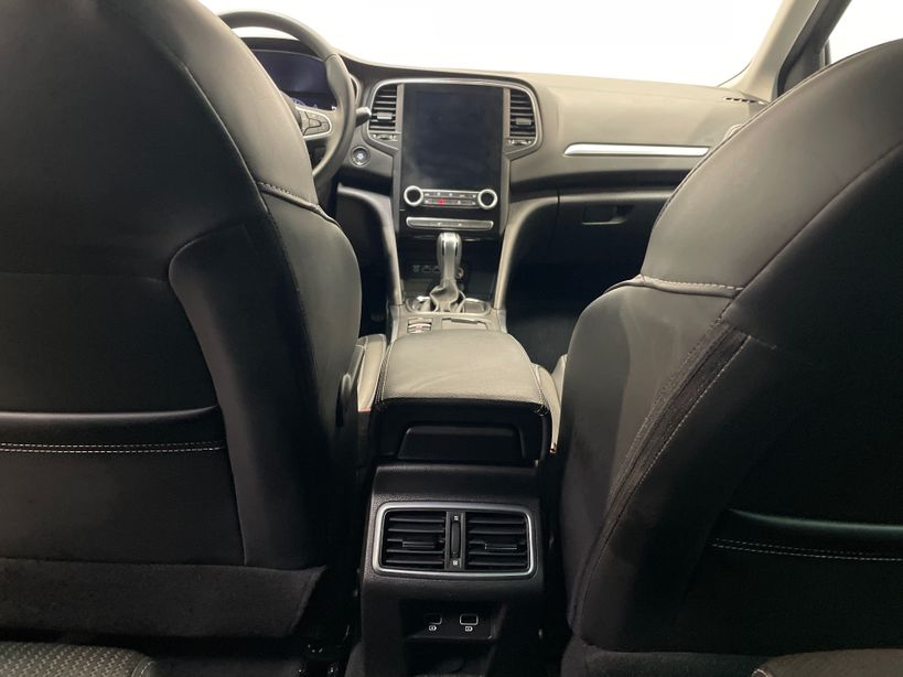 RENAULT MEGANE IV BERLINE 2023 - Photo n°39