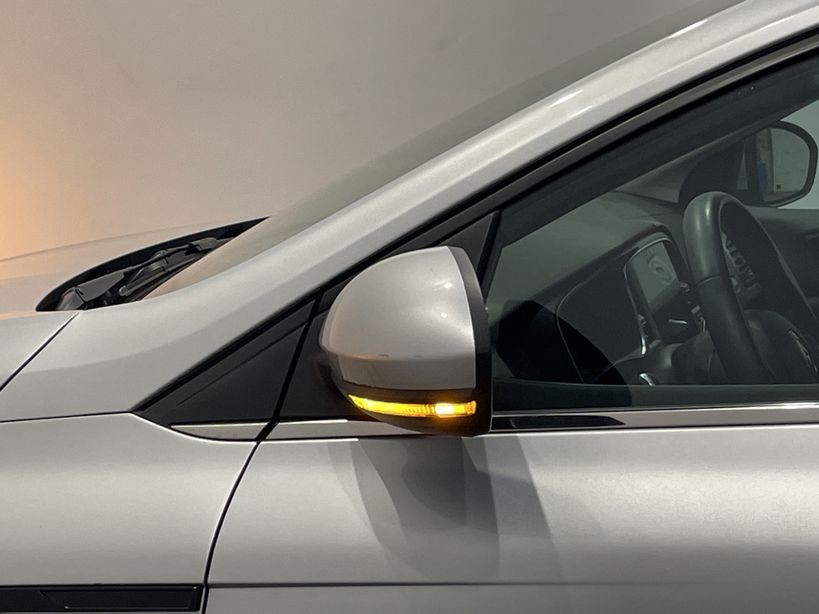 RENAULT MEGANE IV BERLINE 2021 - Photo n°44