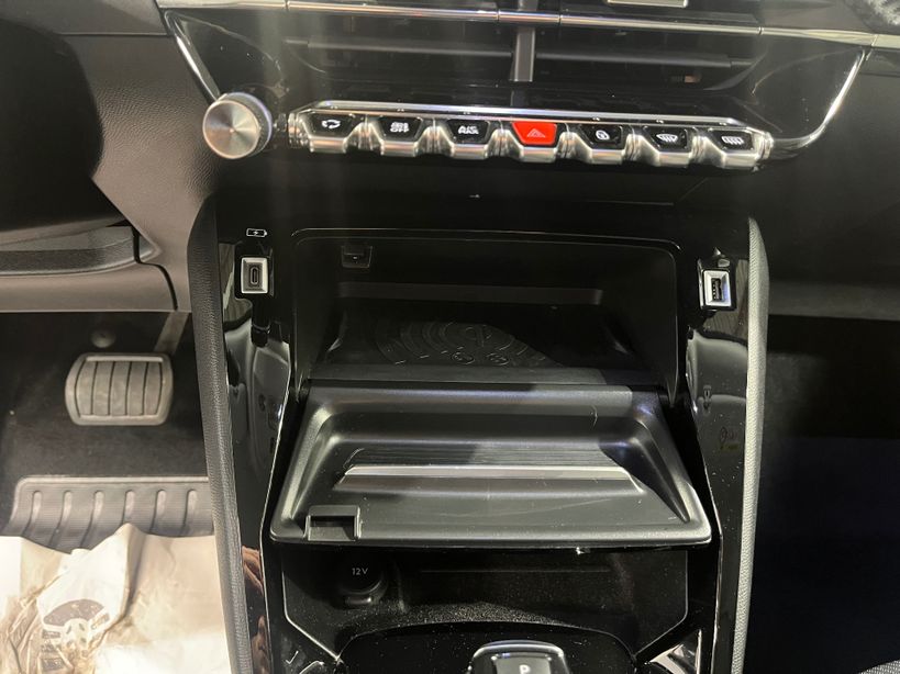 PEUGEOT 2008 BUSINESS 2021 - Photo n°27