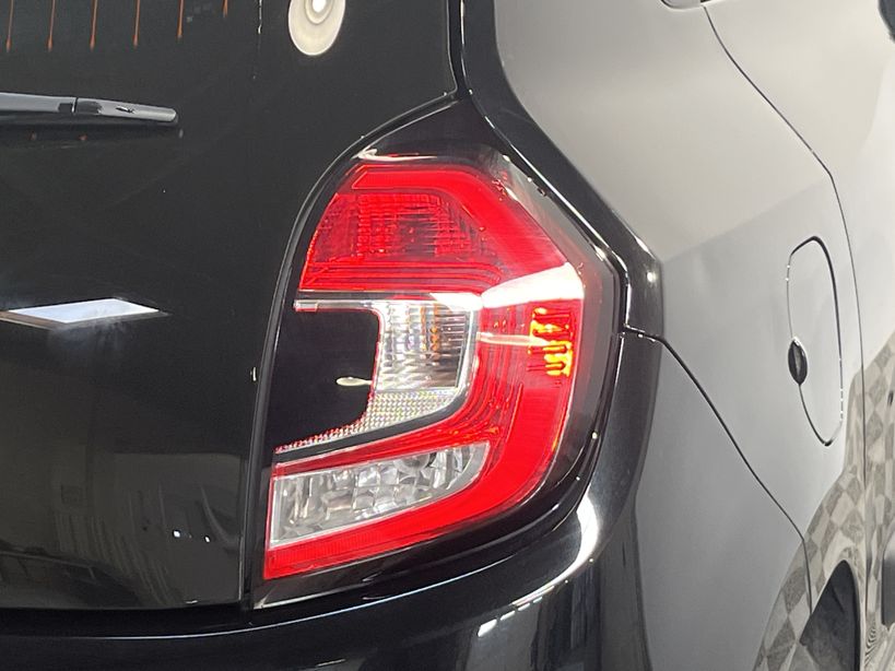 RENAULT TWINGO III 2021 - Photo n°8