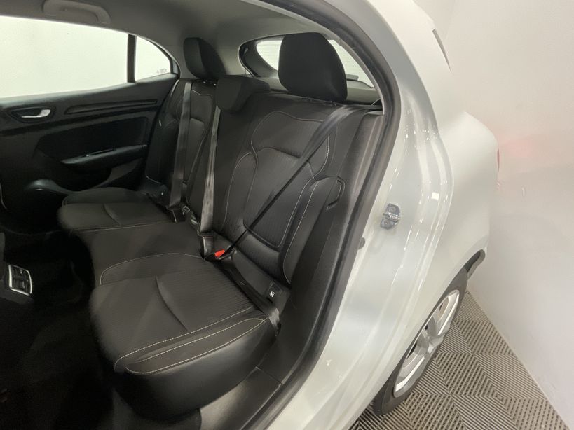 RENAULT MEGANE IV BERLINE BUSINESS 2019 - Photo n°10