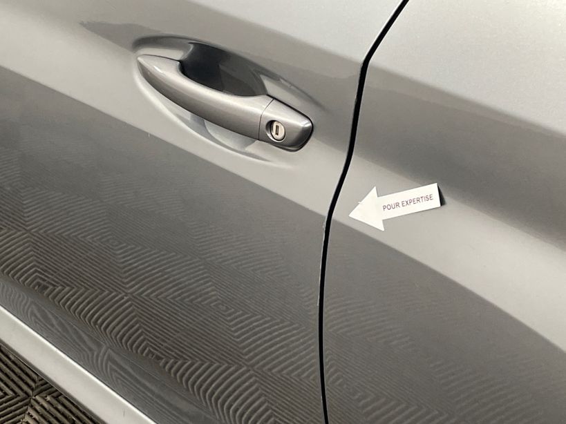 PEUGEOT 208 2023 - Photo n°7