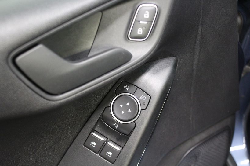 FORD FIESTA 2020 - Photo n°30