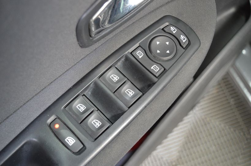 RENAULT SCENIC III 2013 - Photo n°30