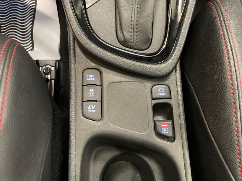 TOYOTA YARIS HYBRIDE MY20 2022 - Photo n°25