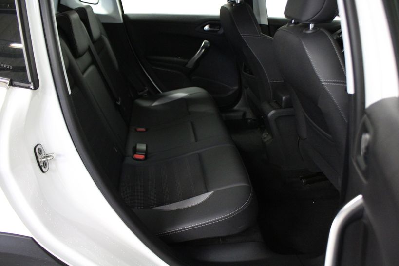 PEUGEOT 2008 2018 - Photo n°9