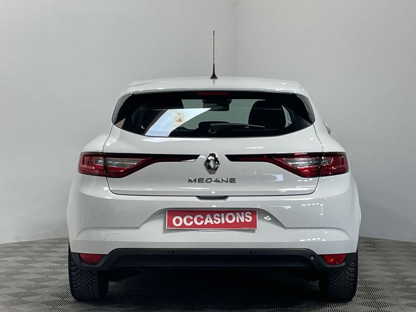 RENAULT MEGANE IV BERLINE BUSINESS 2019 - Photo n°6