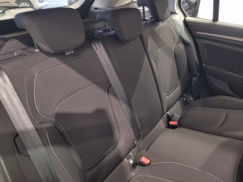 RENAULT MEGANE IV ESTATE 2021 - Photo n°8