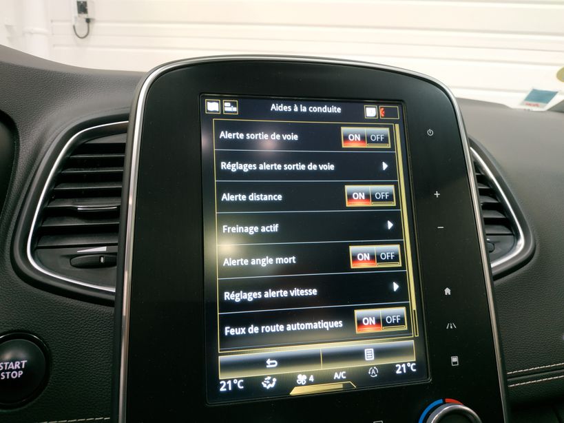 RENAULT SCENIC IV 2018 - Photo n°28