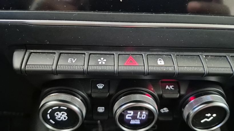 RENAULT CAPTUR 2020 - Photo n°24