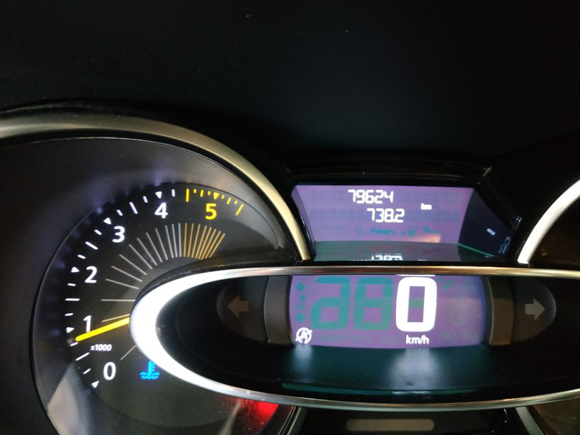 RENAULT CLIO IV BUSINESS 2015 - Photo n°22
