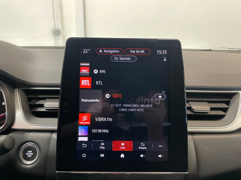 RENAULT CAPTUR 2022 - Photo n°18