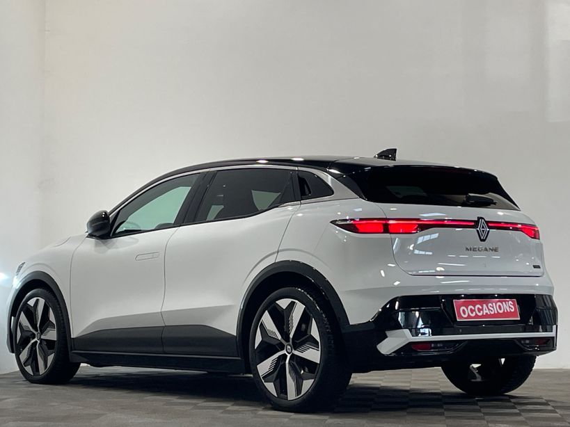 RENAULT MEGANE E TECH 2023 - Photo n°4