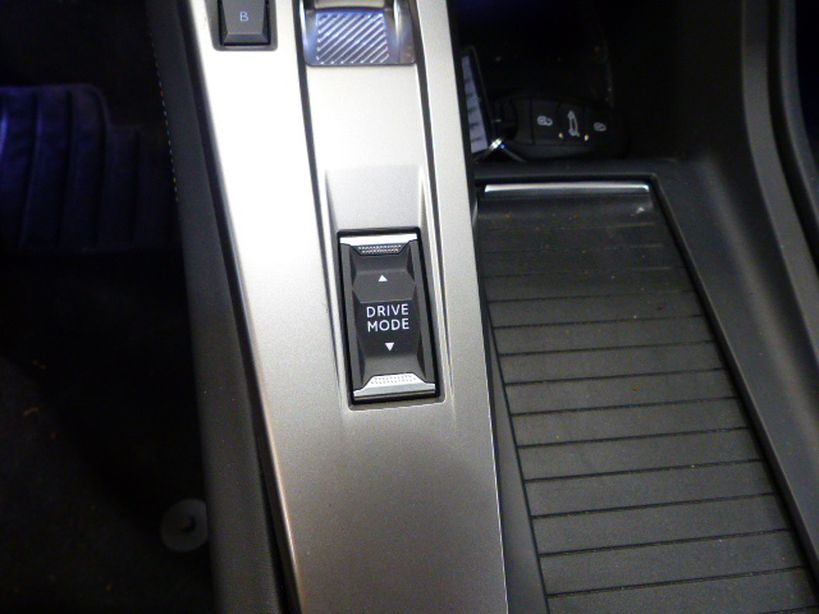 PEUGEOT 308 2023 - Photo n°25
