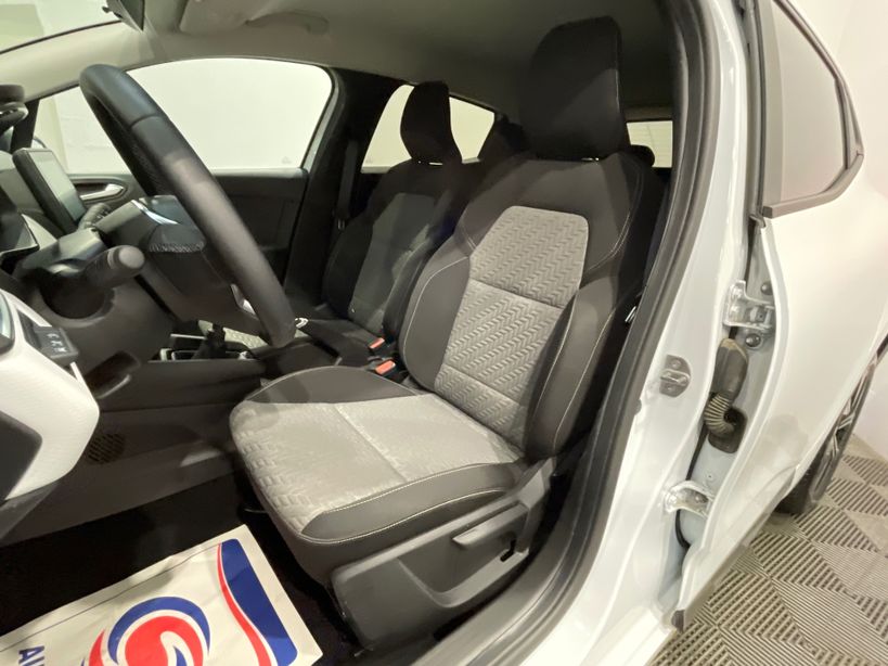 RENAULT CLIO V 2023 - Photo n°9