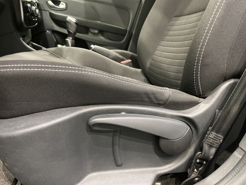 RENAULT CLIO IV 2018 - Photo n°33