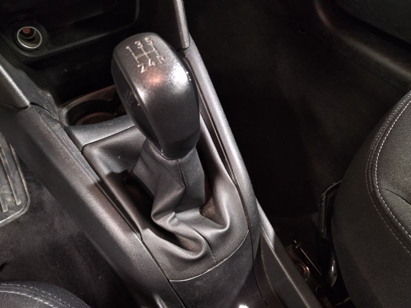 PEUGEOT 208 AFFAIRE 2018 - Photo n°14