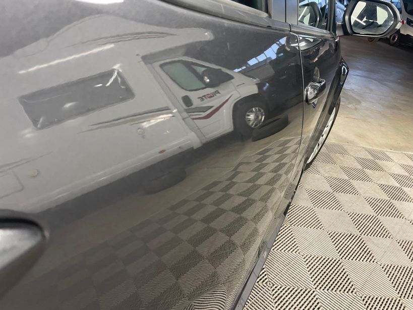 TOYOTA YARIS HYBRIDE 2025 - Photo n°2