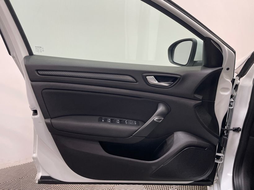 RENAULT MEGANE IV ESTATE BUSINESS 2021 - Photo n°33