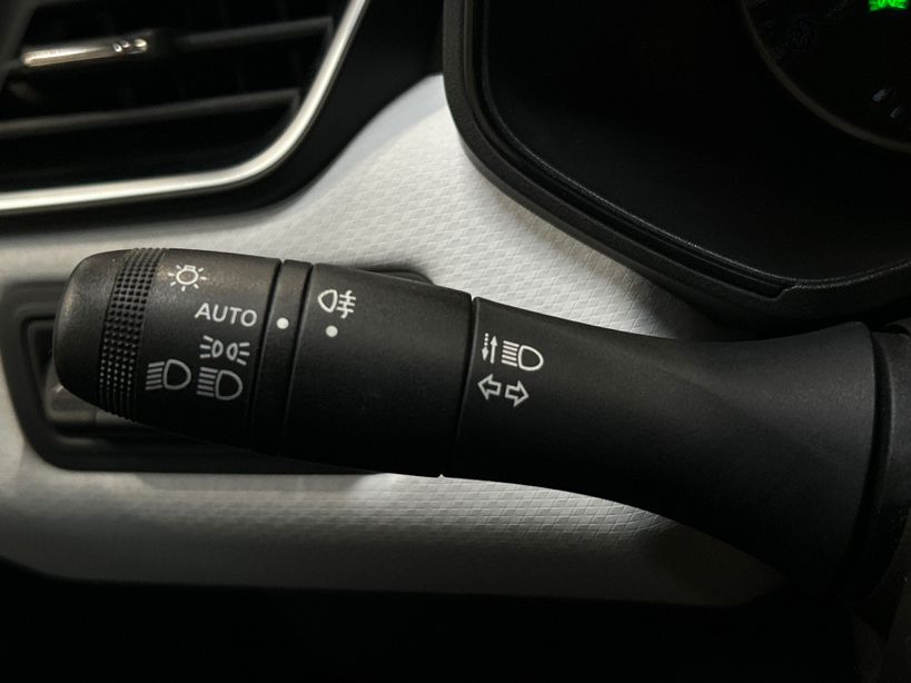 RENAULT CLIO V 2023 - Photo n°23