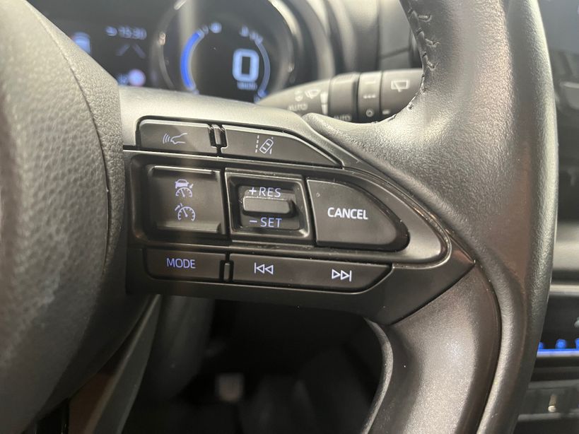 TOYOTA YARIS HYBRIDE MY20 2022 - Photo n°12