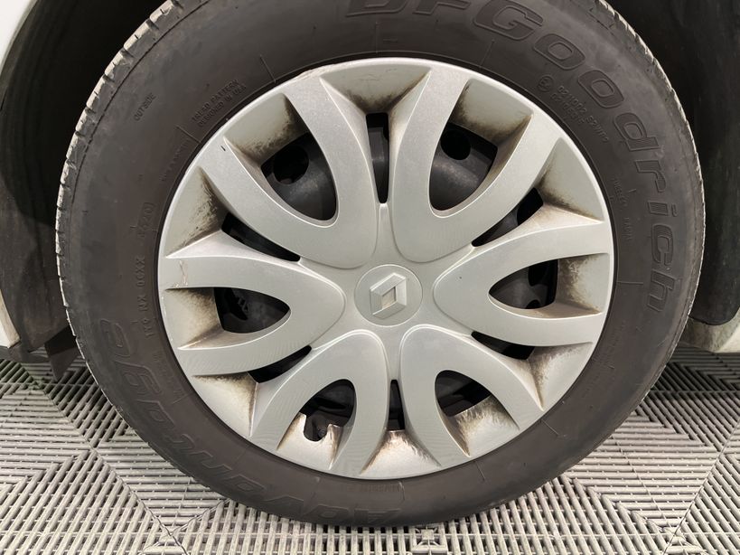 RENAULT CLIO IV 2019 - Photo n°3