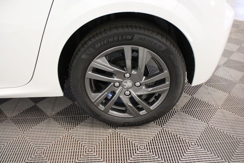 PEUGEOT 208 2022 - Photo n°25