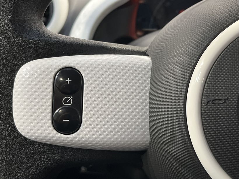 RENAULT TWINGO III 2021 - Photo n°24